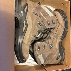 Lowa Hiking Boots